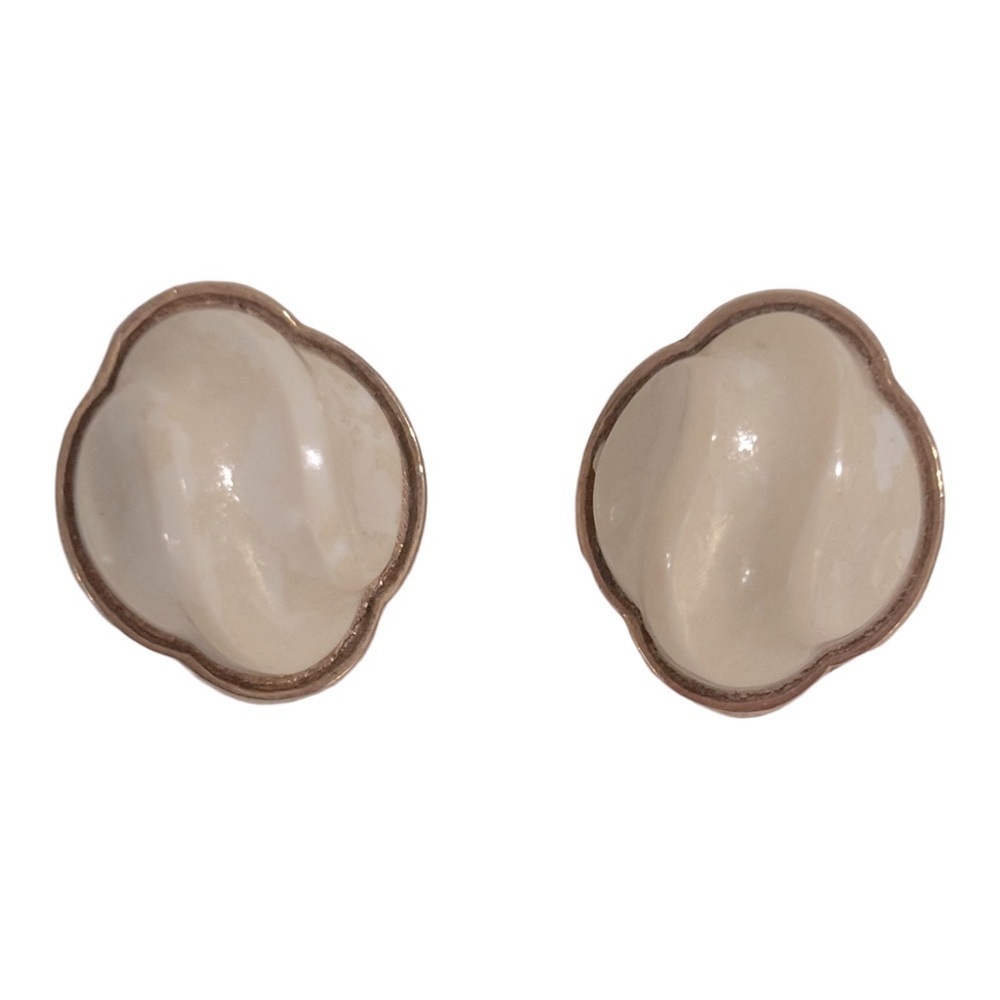 Trifari vintage very early clip on earrings